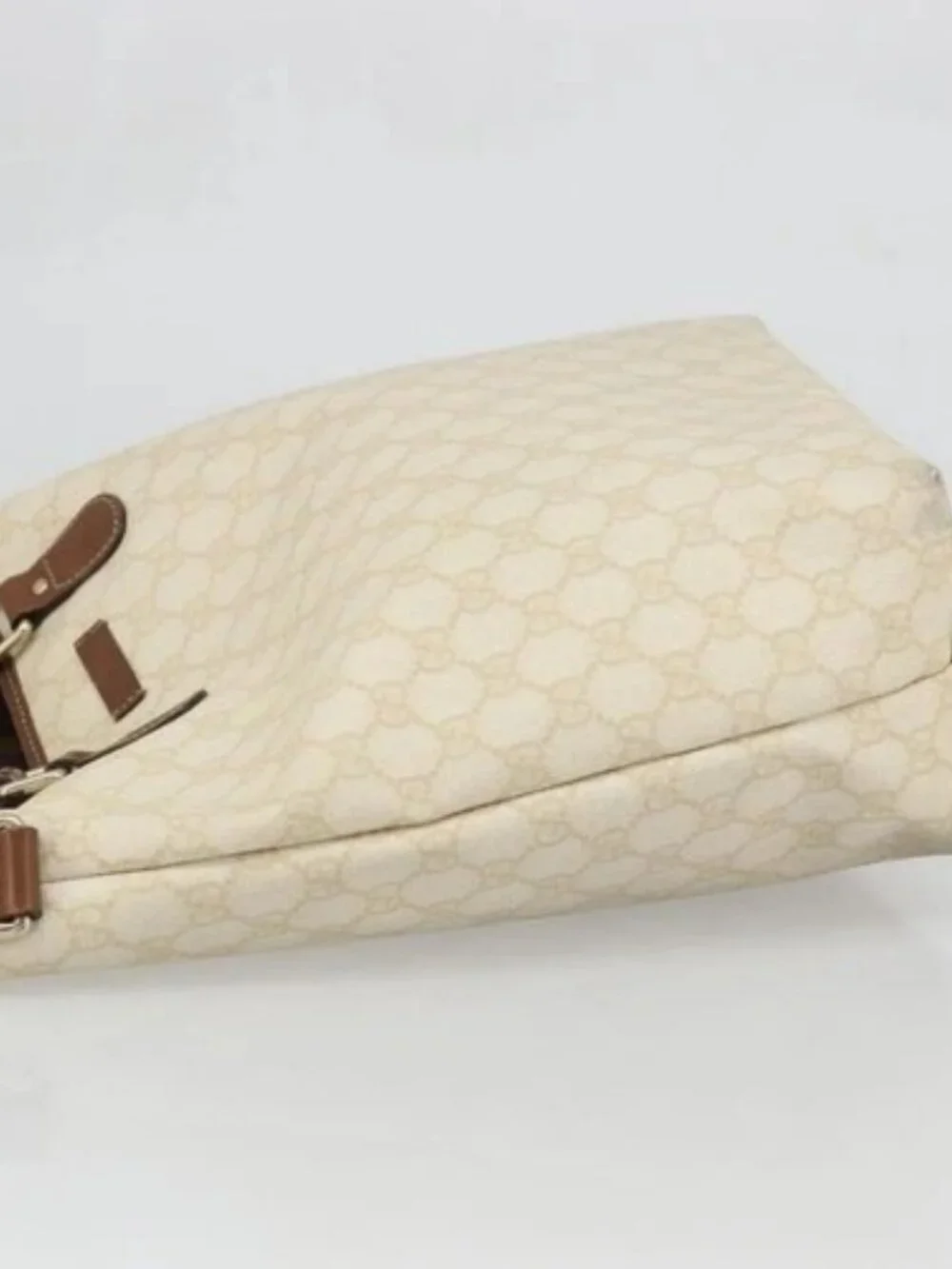GUCCI GG Supreme Tote Bag PVC Ivory Gold 189896 Auth BAZ627